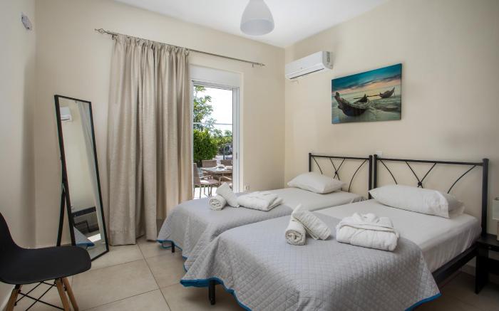 Sunny Villa