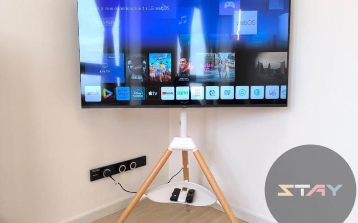 Sunway Grid 2BR Modern Cozy Tatami Netflix BySTAY