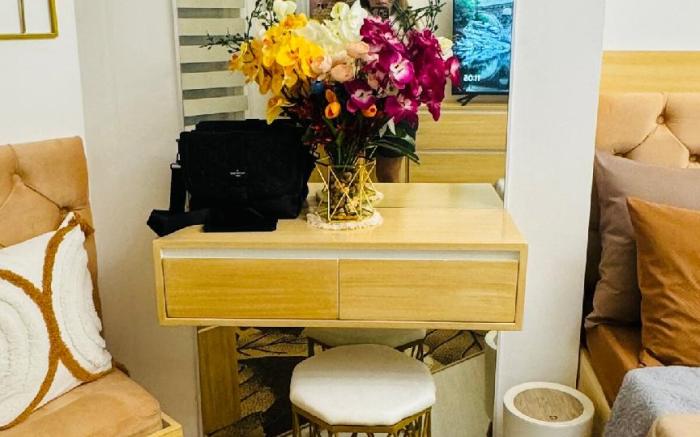 Lux Aurum Studio MGD Condo Staycation