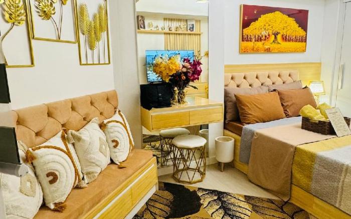 Lux Aurum Studio MGD Condo Staycation