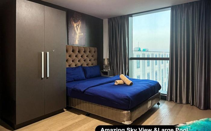 Amazing Century Spire Makati High Floor View 3921