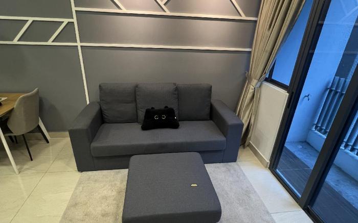 Woodpecker Colony Suites