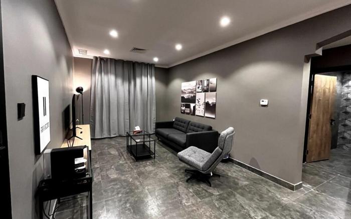 Luxury 2 Bedroom Apartment Near Seaside 103