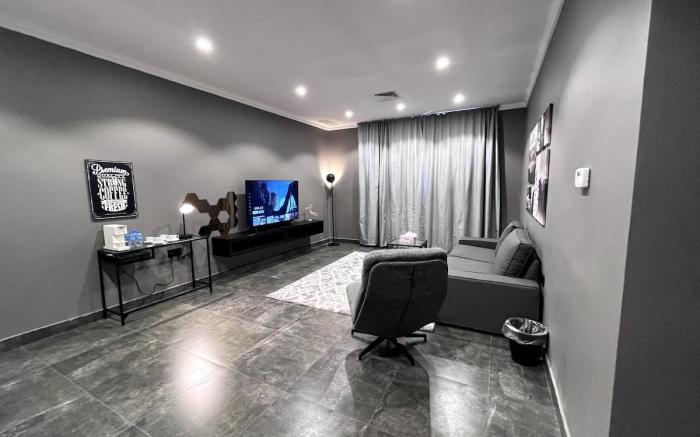 Cozy Luxury 2 Bedroom Apartment Near Seaside 105
