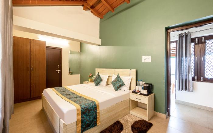 Divine Stay - Sattal