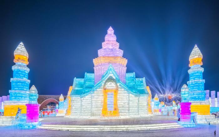 Crystal Orange Harbin Qunli Airport Road Hotel