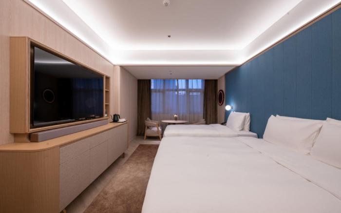 Crystal Orange Xishuangbanna Gaozhuang Starlight Night Market Hotel