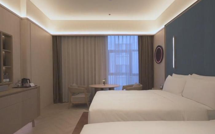 Crystal Orange Hohhot East Station Baita Airport Hotel