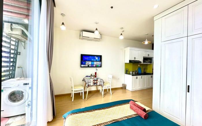 Tennis Yard, Gym, Swimming Pool