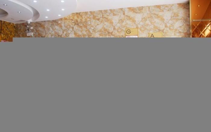 Shell Huanggang Luotian County Fengcheng Avenue Hotel