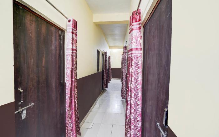 Hotel O Royal Grand Hotel
