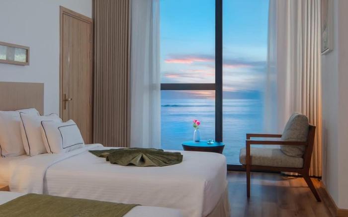 Sunrise Sea view apartment/Center/2 beds/Starcity