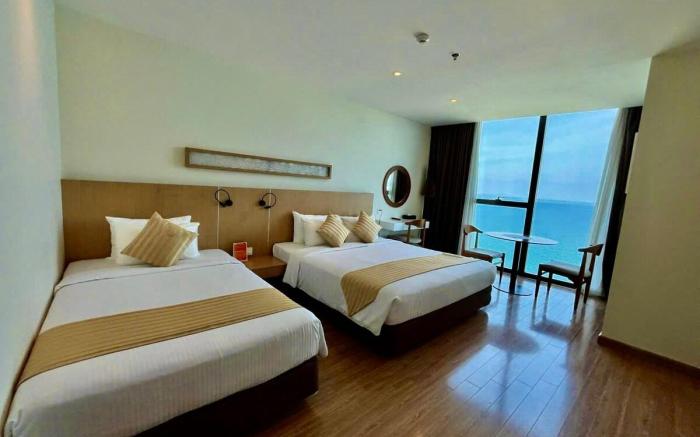 Sunrise Sea view apartment/Center/2 beds/Starcity
