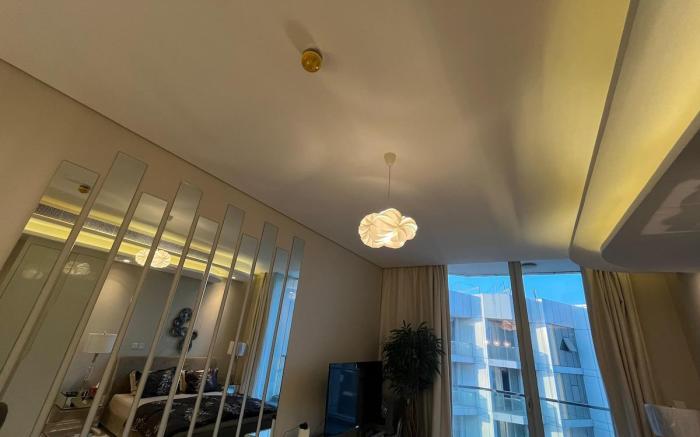 "Bahrain Bay Gem: Apt Overlooking Four Seasons"
