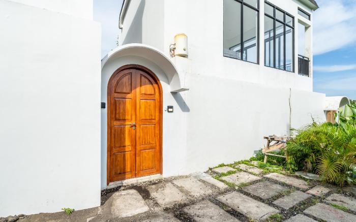 Light Way Villa