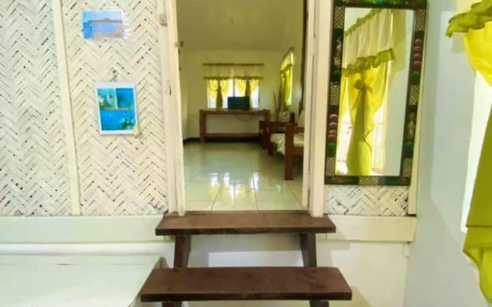 Tamari's Rest House