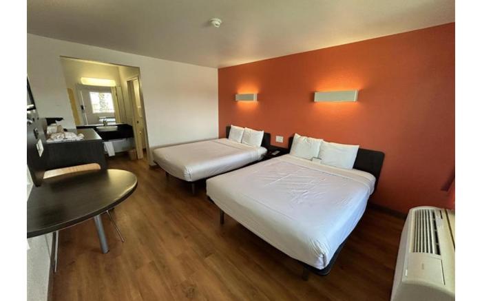 Studio 6  Suites - Riverside, CA - South