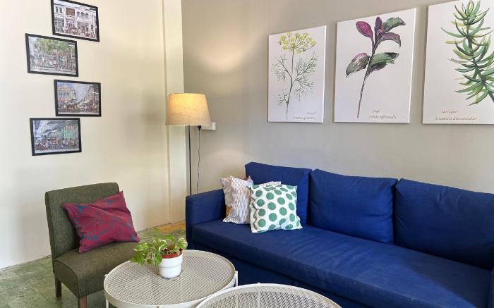 Room4U, near Gleneagles,Island and LGL, Burma Rd