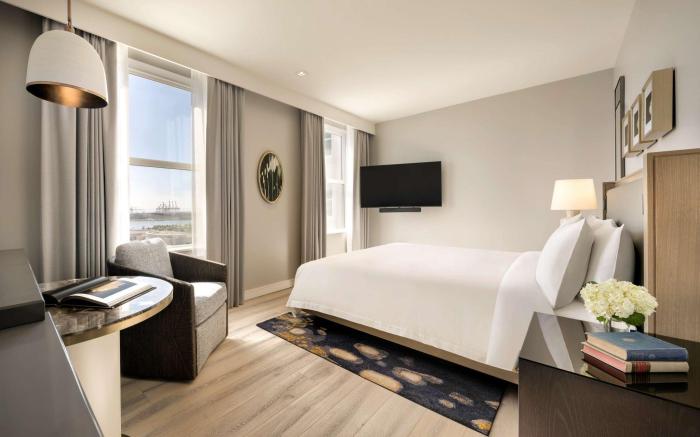 Fairmont Breakers Long Beach