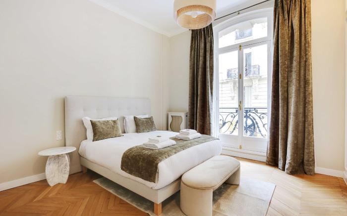 Spacious apartment - 2BR/4P - Arc de Triomphe 
