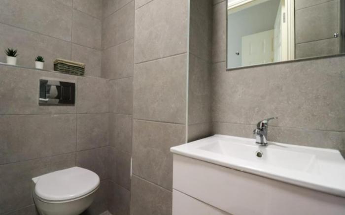 Charming 2-Bed Apartment in Dublins Countryside