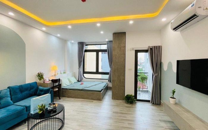 Studio ban công đầy nắng