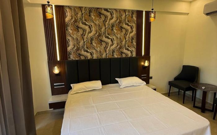 Snooze and Stay Omaxe Hazratganj