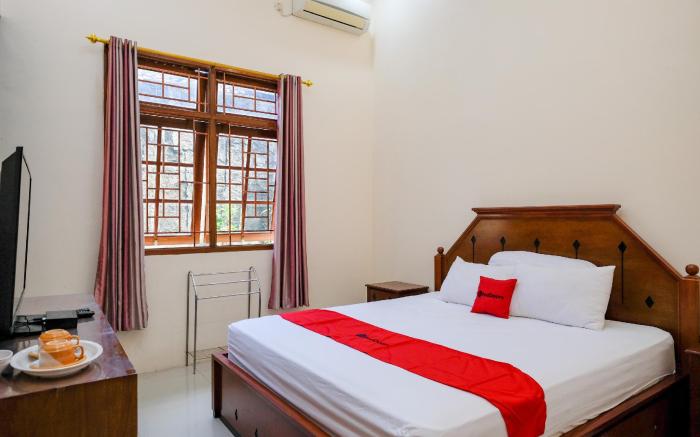 RedDoorz Near Monjali Yogyakarta