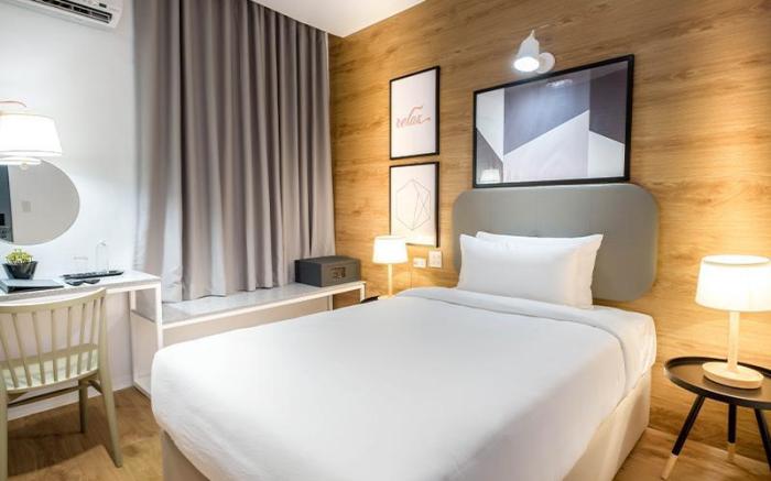Avior Hotel