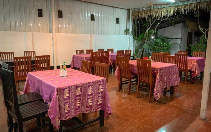 Damnak Riverside Villa