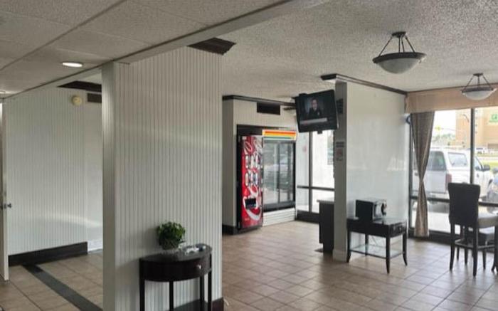 Motel 6 Baton Rouge, LA - East - I-12