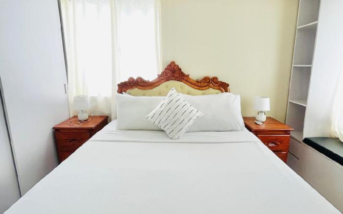 * *C3 Elegant 2BR Condo w/ Pool View