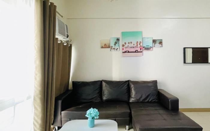 * *27 Chic and Spacious Studio