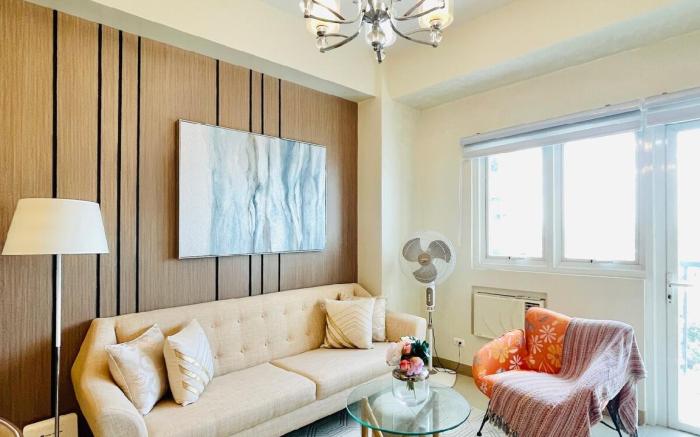 * *15 Elegant Urban Suite