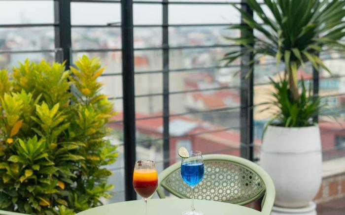 Silk Queen Hotel