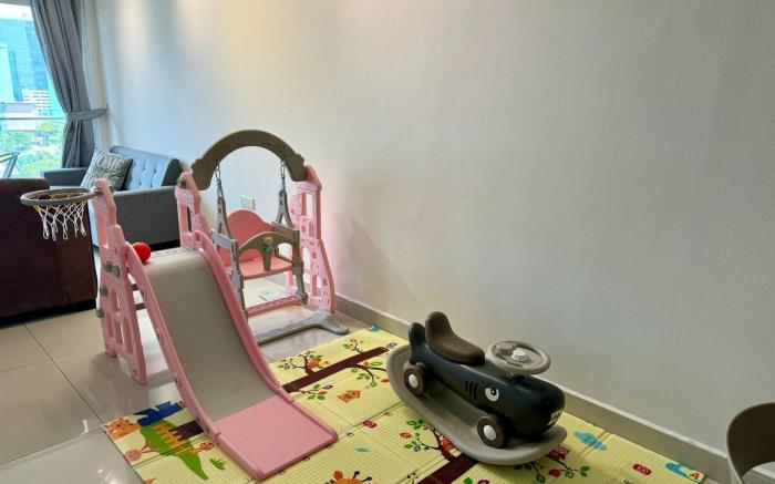 KSL 2 Bedroom @ Kids' Playground Suite 6-11 Pax
