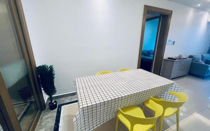 R&F City View @ 3 Bedroom Getaway 6-14pax Smart TV