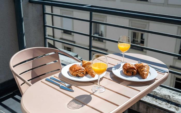 Modern Apartment - AC- 1BR-2P- Geneva 