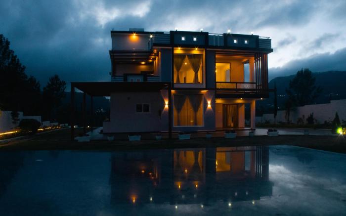 Malaiosai's Misty Mount - 4BHK Villa