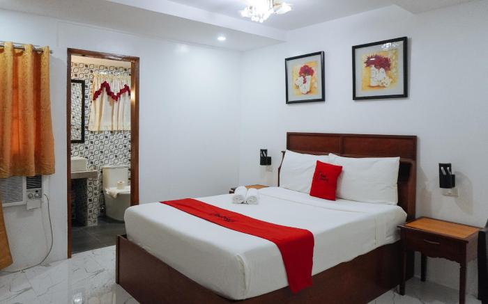 RedDoorz @ La Casa Guesthouse former RedDoorz at Tamarind Street Angeles City