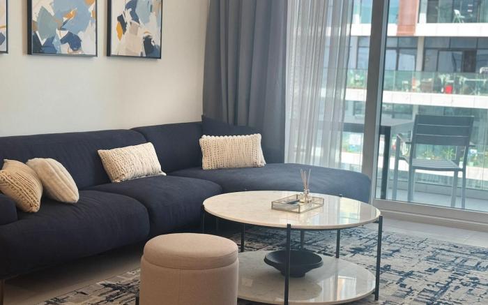 ASHRI Luxe apt | 5 mins Downtown Dubai near Metro