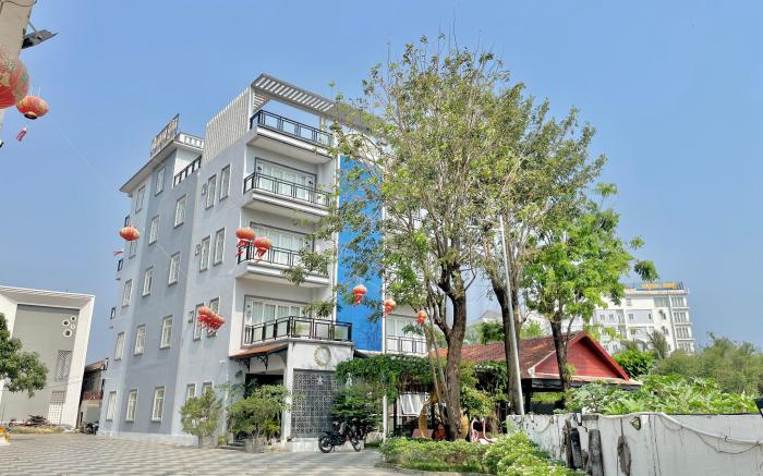 KAZA Boutique