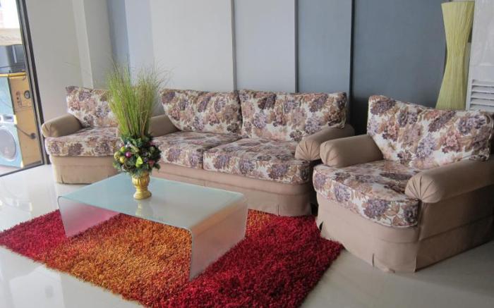 Dolyn Suites