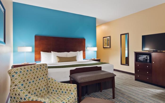 Best Western Plus Patterson Park Inn