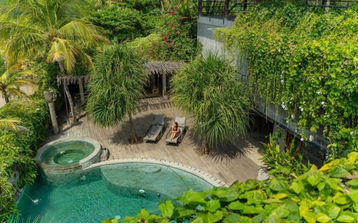 Mangroove Bay Boutique Hostel