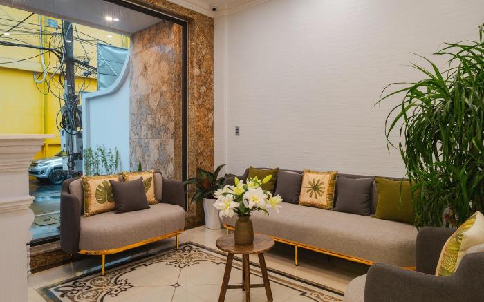 Nature Hotel - Le Dai Hanh