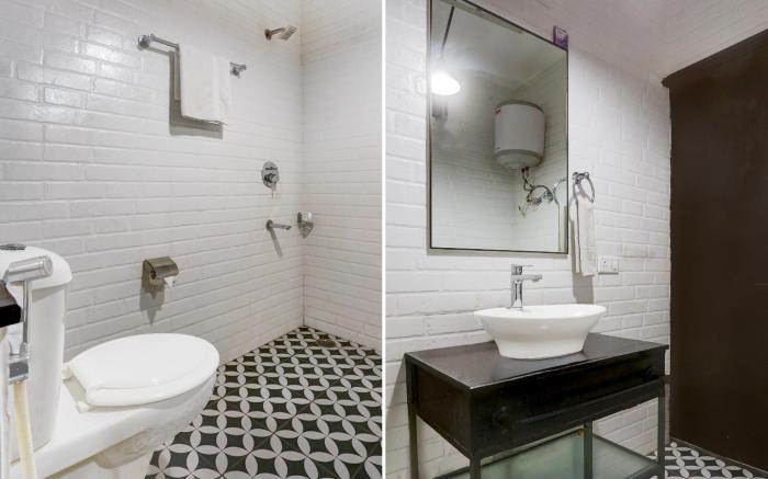 Super Townhouse Sushant Lok Phase 1 Formerly Hotel Neven