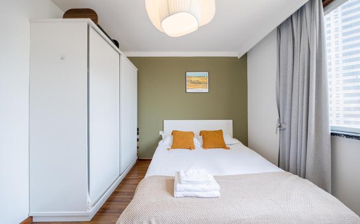 CityHome-4BRs,2Baths, Nanjing Road, Jing'An Temple