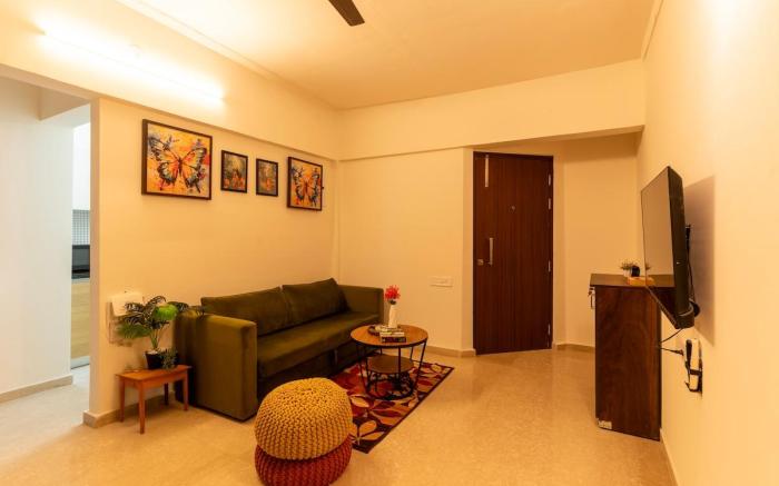 Skyline View 2bhk Apt near Oberoi Mall & NESCO