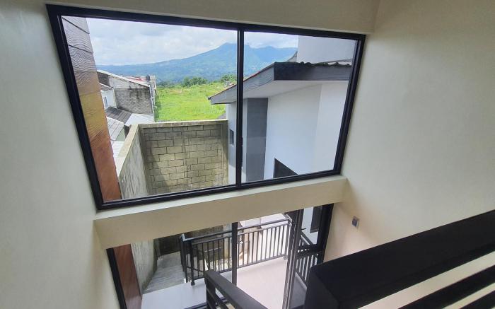 Backyard  Loft Guesthouse 